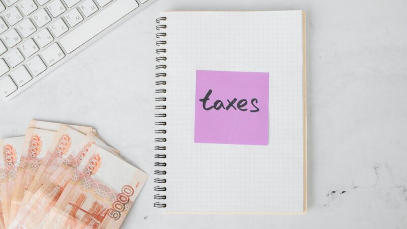 Zoho Books vs QuickBooks: Accounting Software Comparison for India (2026)