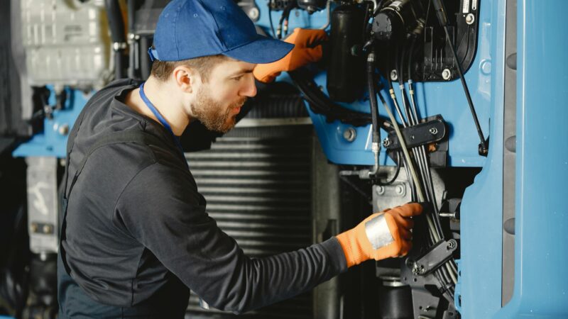 Zoho FSM for Field Service Businesses: Setup and Scheduling Guide