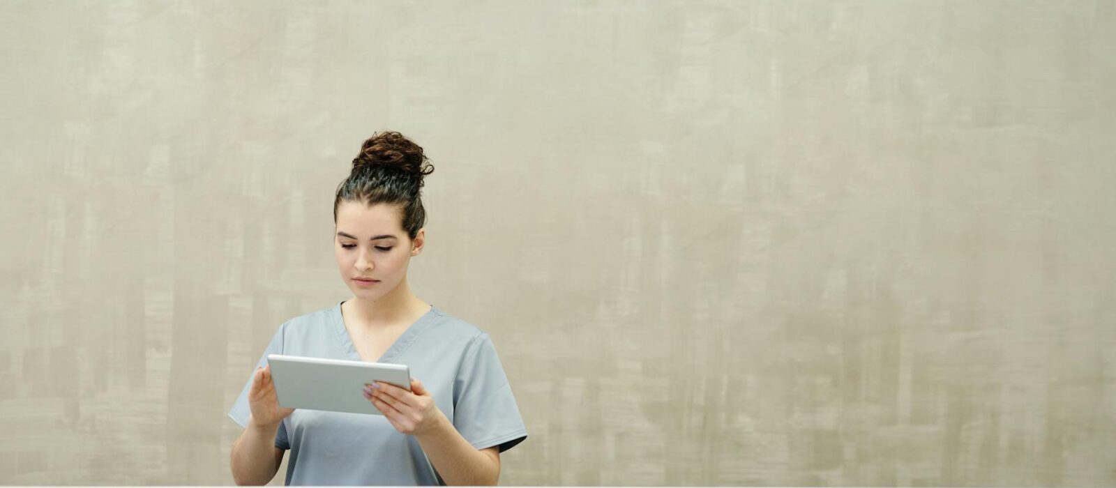 Zoho Implementation Partner for Healthcare: What Clinics, Hospitals, and Diagnostics Labs Need