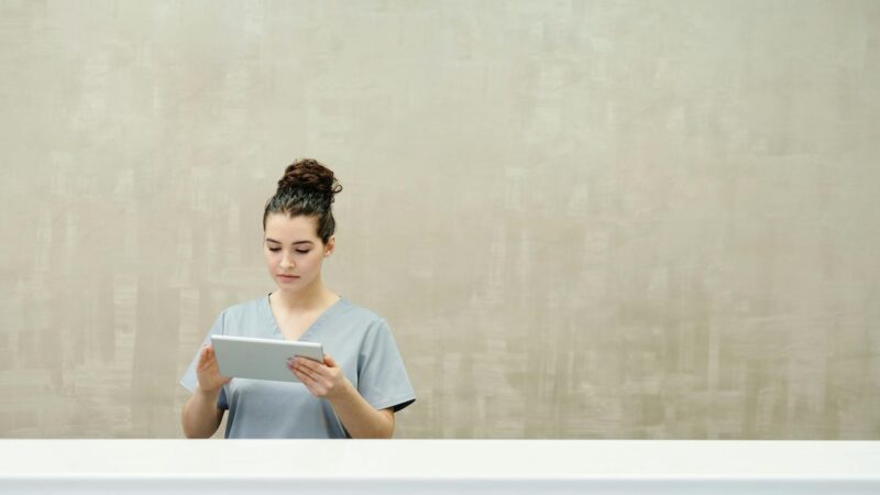 Zoho Implementation Partner for Healthcare: What Clinics, Hospitals, and Diagnostics Labs Need