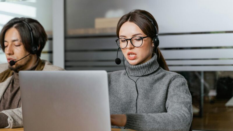 Zoho SalesIQ and Telegram Integration: Add Live Chat to Your Telegram Business Channel