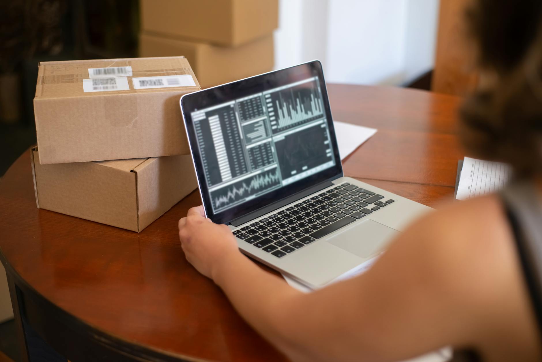 Online shopping business analytics dashboard
