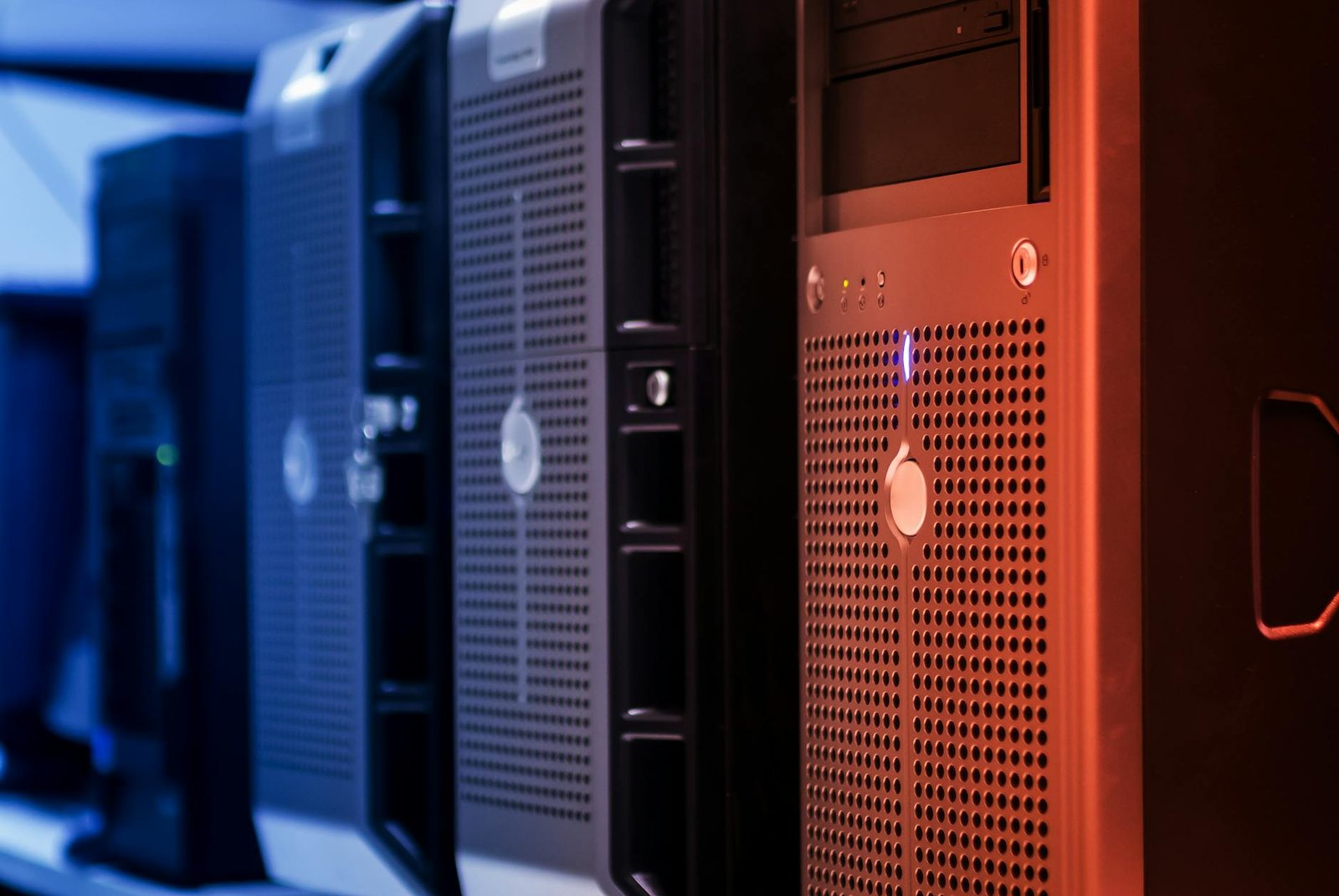 Database server query technology representing SuiteAnalytics Connect ODBC