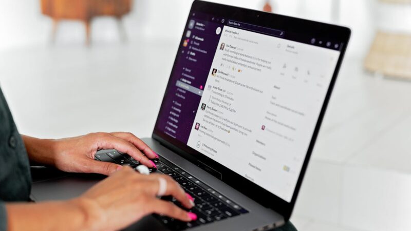 Zoho Cliq and Jira Integration: Sprint Updates and Issue Tracking in Team Chat