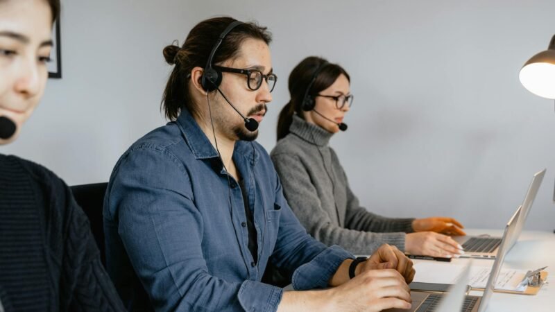 Zoho Desk SLA Configuration: Policies, Business Hours, and Escalation Rules