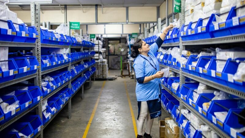 Zoho Inventory vs NetSuite Inventory: Which Is Better for Indian Mid-Market Companies?