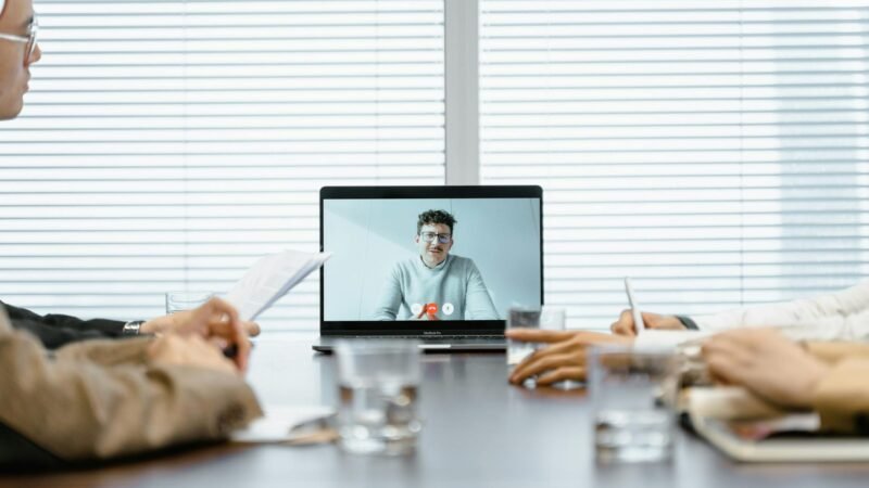 Zoho Meeting: Complete Setup and Feature Guide for Business Teams (2026)