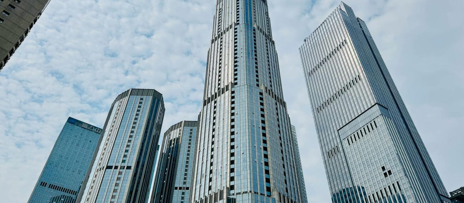 UAE E-Invoicing for Free Zone Companies Using NetSuite: What Changes
