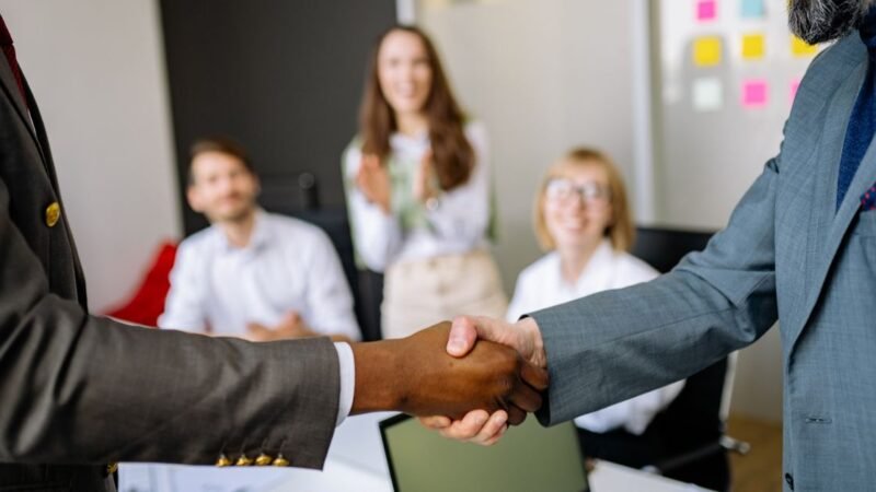 Zoho Partner Tiers Explained: Authorized, Advanced and Premium Compared